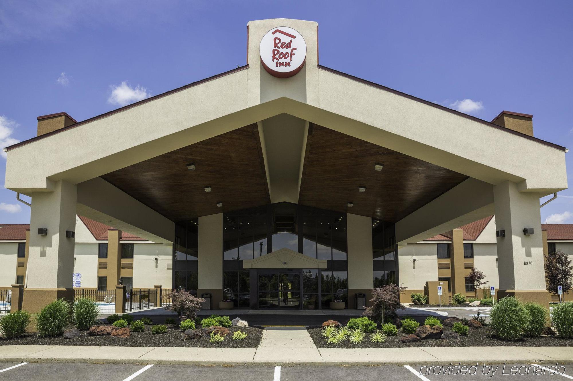 Red Roof Inn & Suites Cincinnati North-Mason Exterior photo